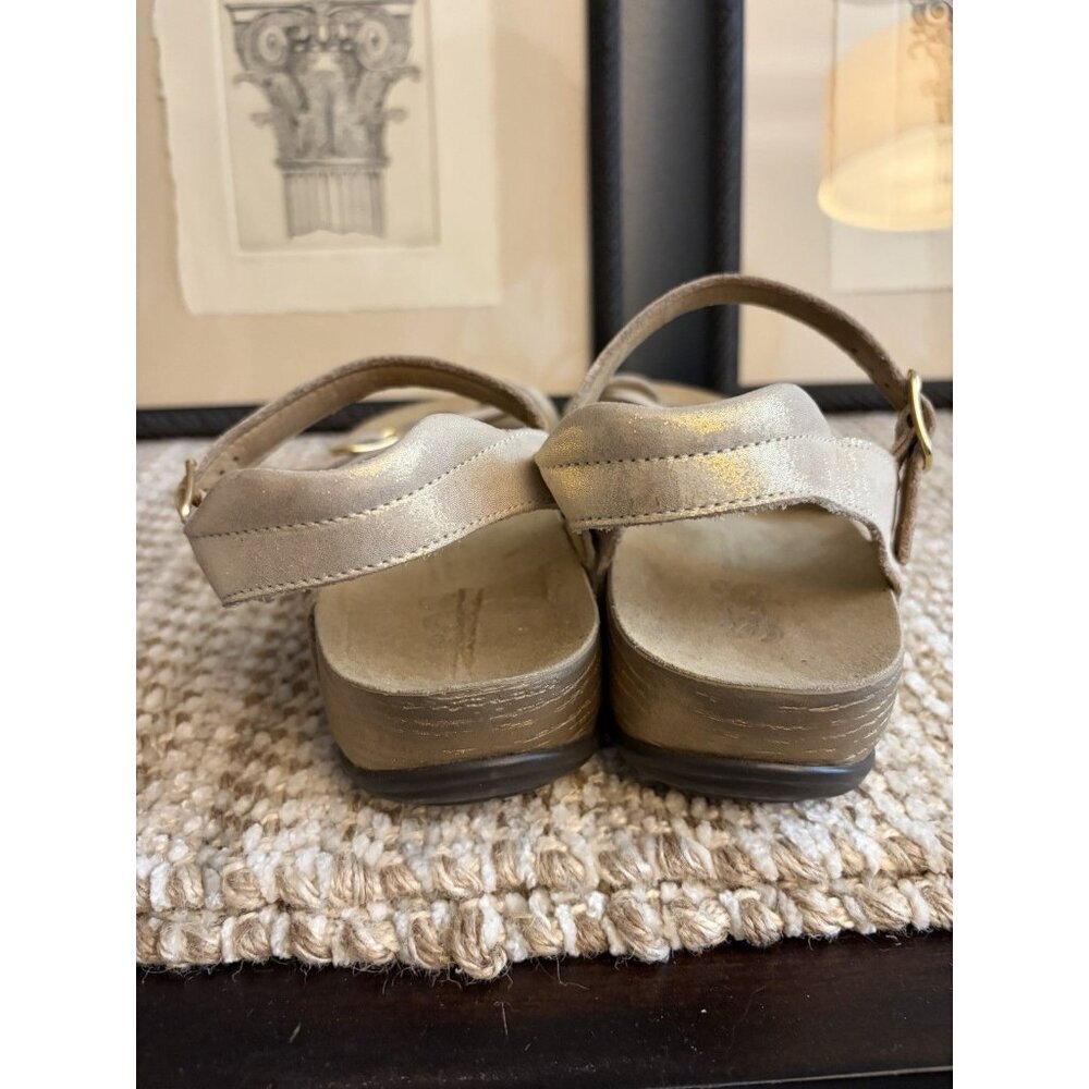 SAS Pampa Toe Loop Sandal in Fantasia Copper Gold Crinkle size 7.5 - Picture 4 of 8